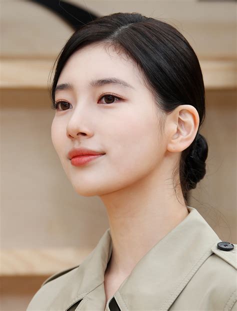 bae suzy dior|Bae Suzy .